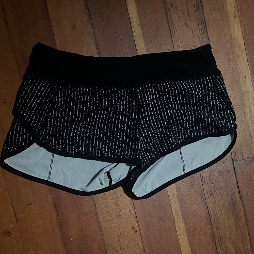 Lululemon size 6 Shorts